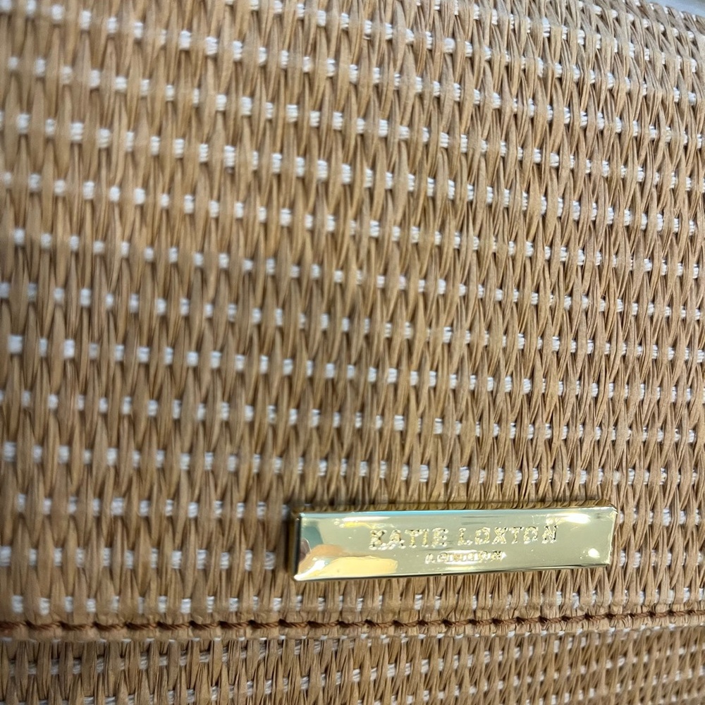 Katie Loxton London Elegant Tan Woven Straw Crossbody Bag with Gold Chain - Picture 9 of 15